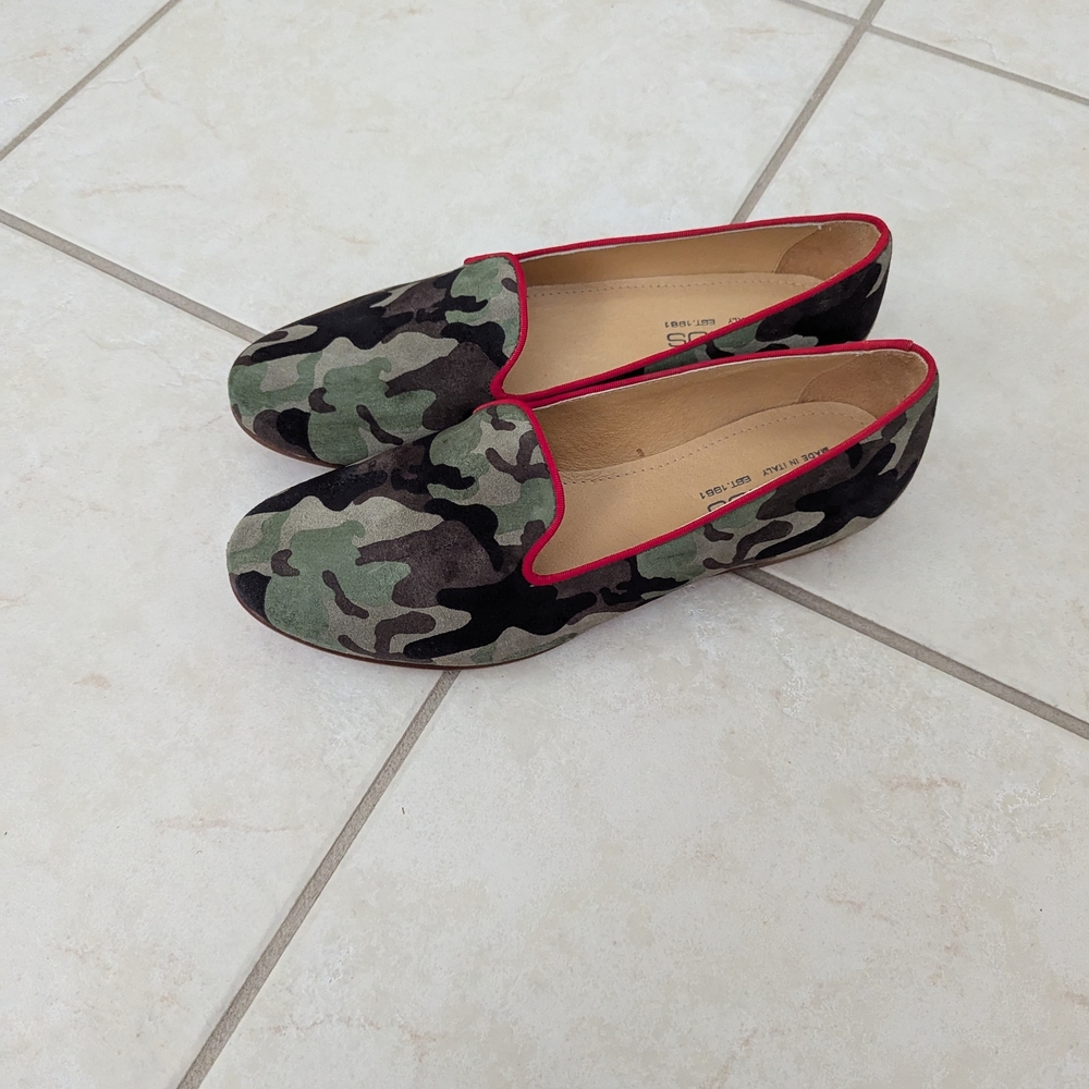 Boemos Women's Camo Flats
